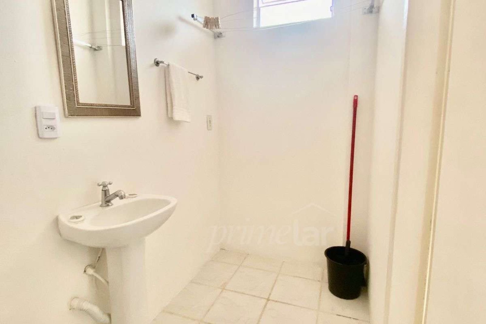 06344212-d289-407e-9380-d23266f39809