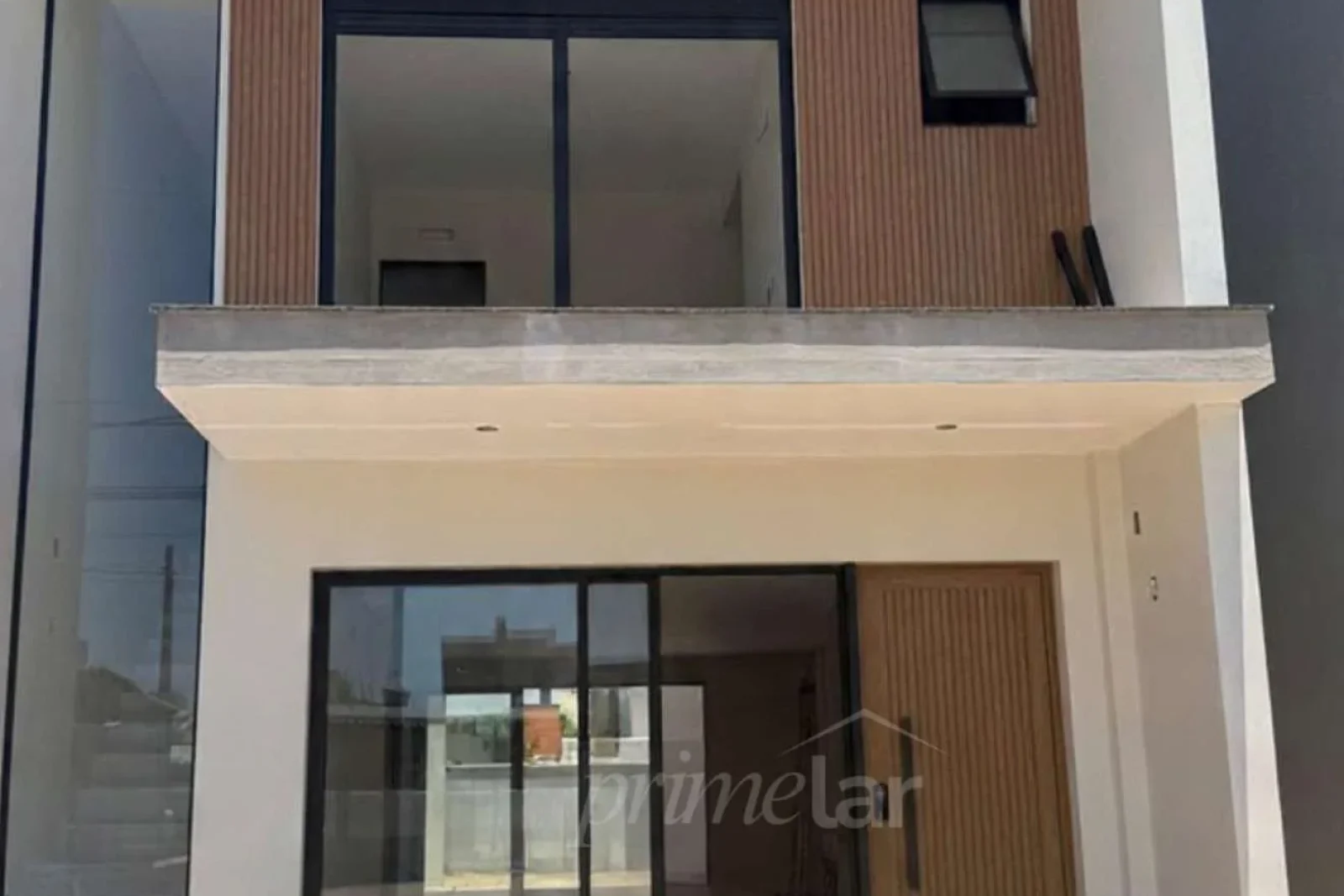 A532E88F-0835-4EEF-B8C9-57F2EBFF9898