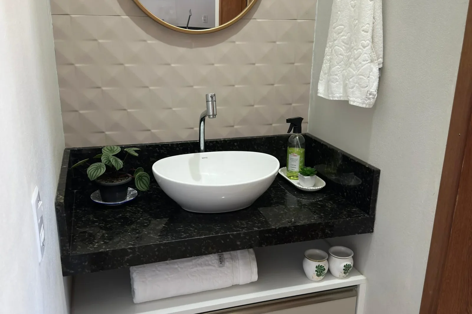 Foto-de-Karin-Akao13-scaled-1