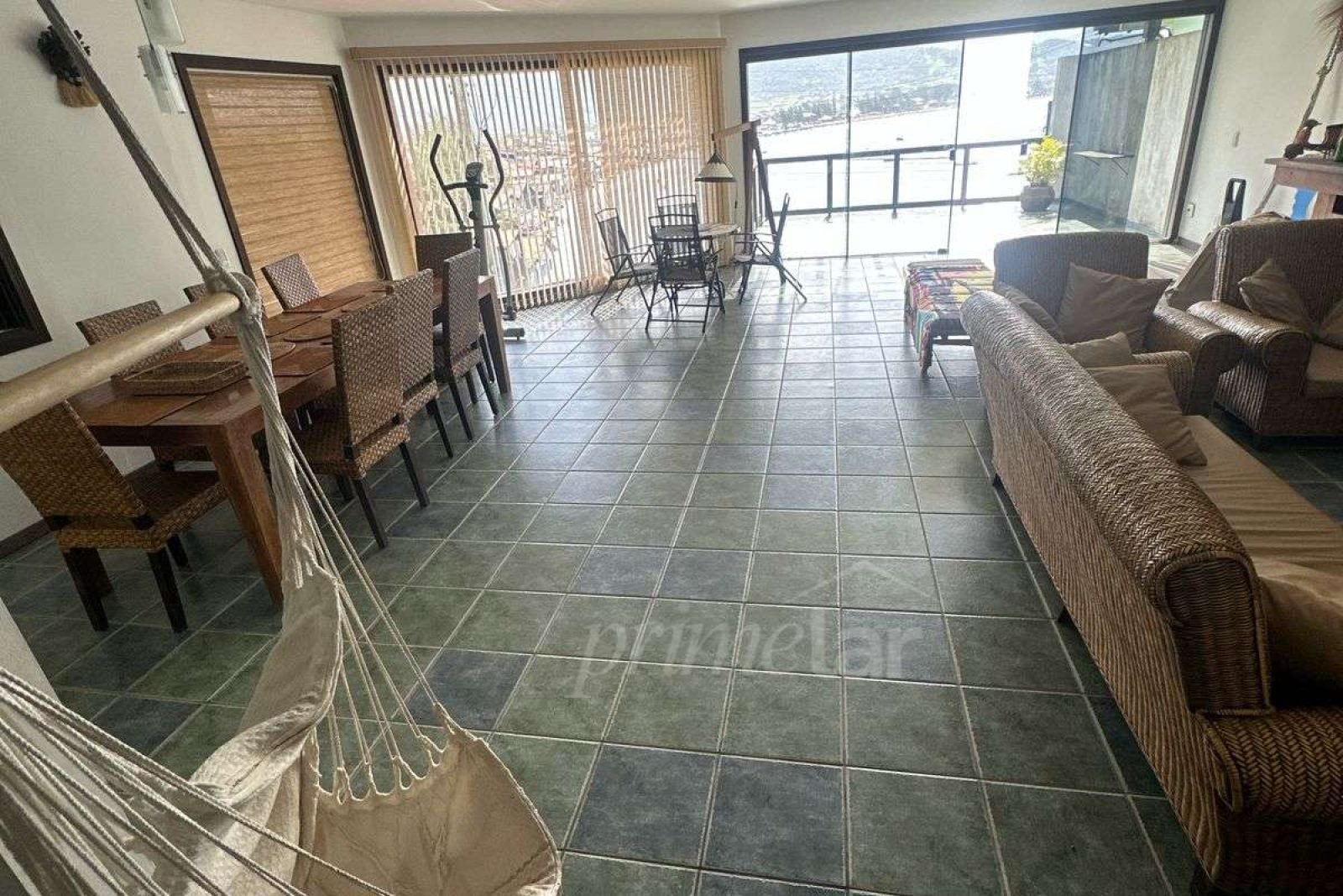 a2beb8a2-6fab-4ccc-8205-422dea114a68