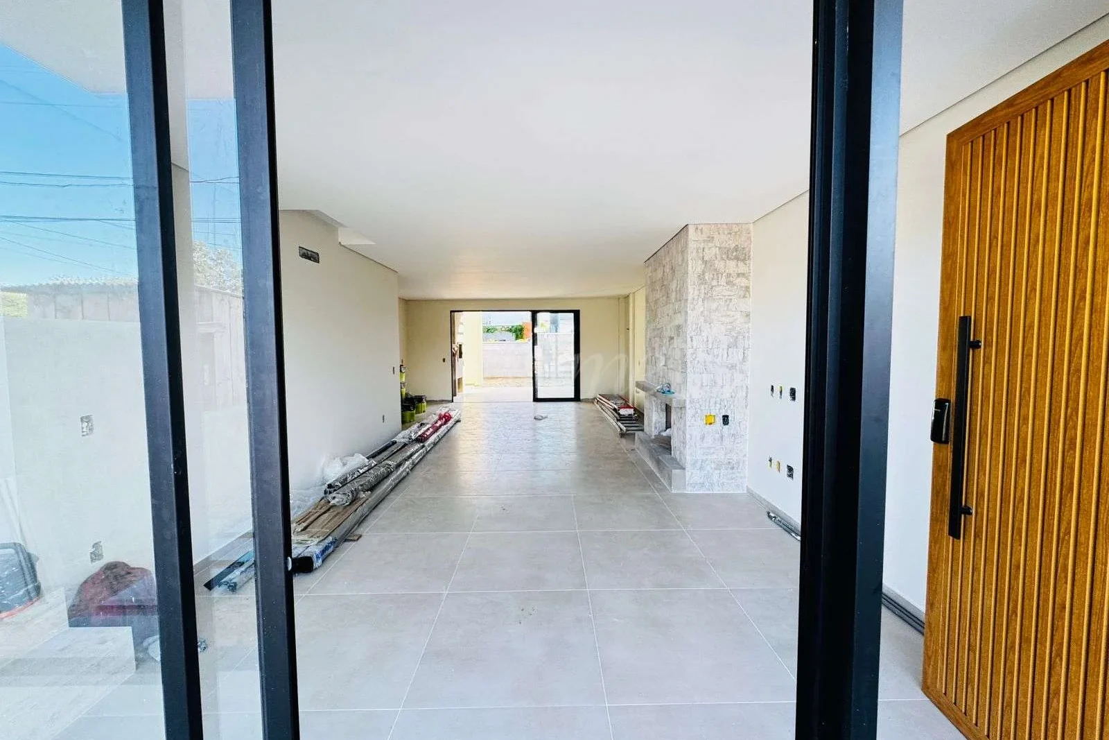 b3c5dc61-12fd-4aa1-9b88-64762dfd2b04