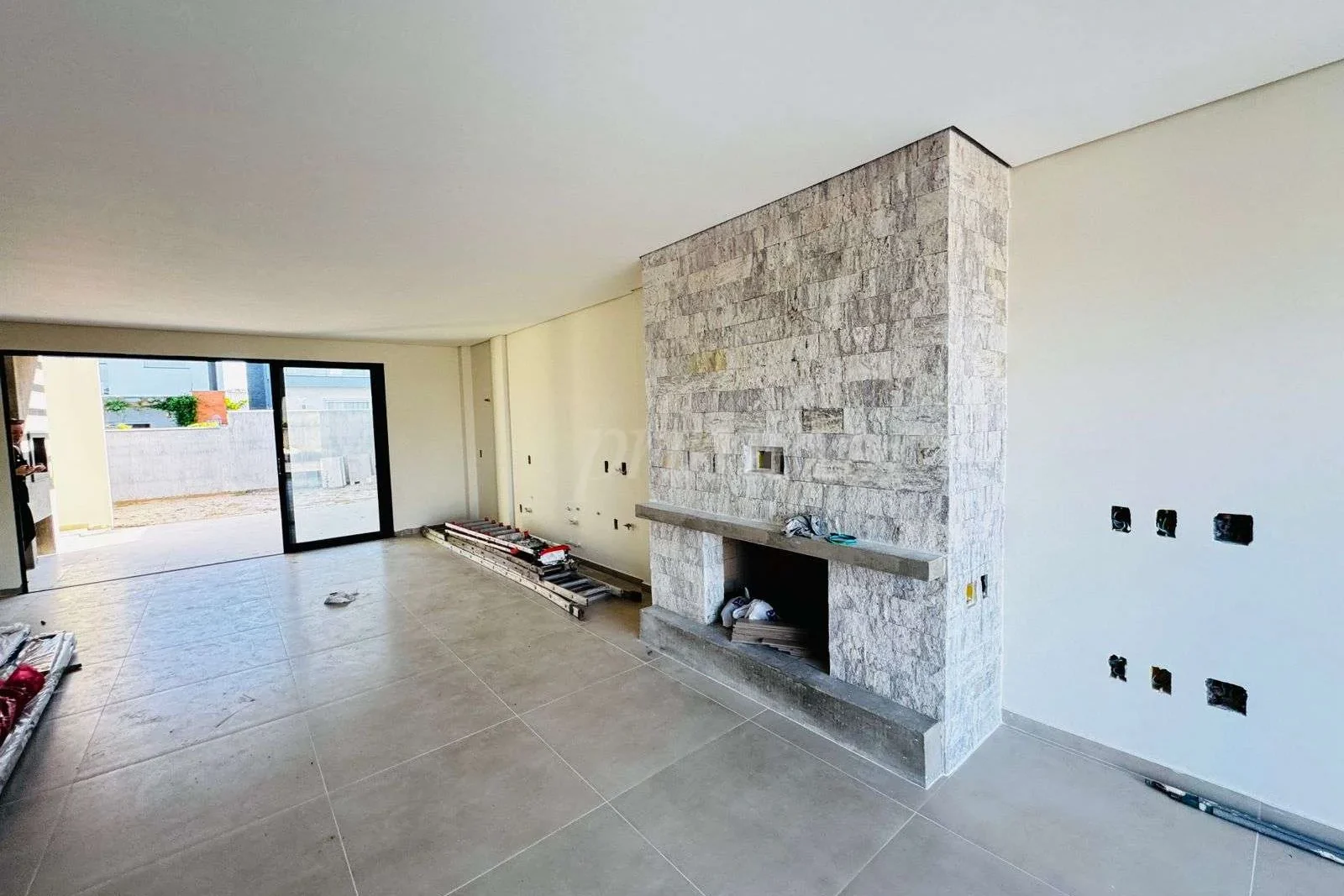 b5bd88af-3ee9-4ba1-ac50-e512bdb39ad1