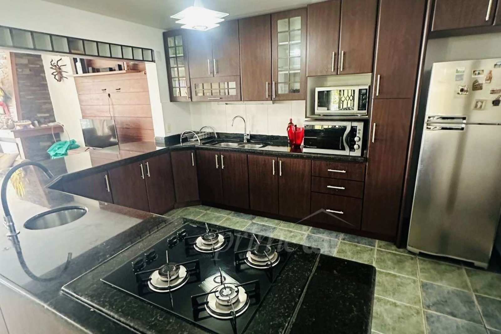 bdd73047-45b5-4a24-88a9-42fd8d4f4e7f