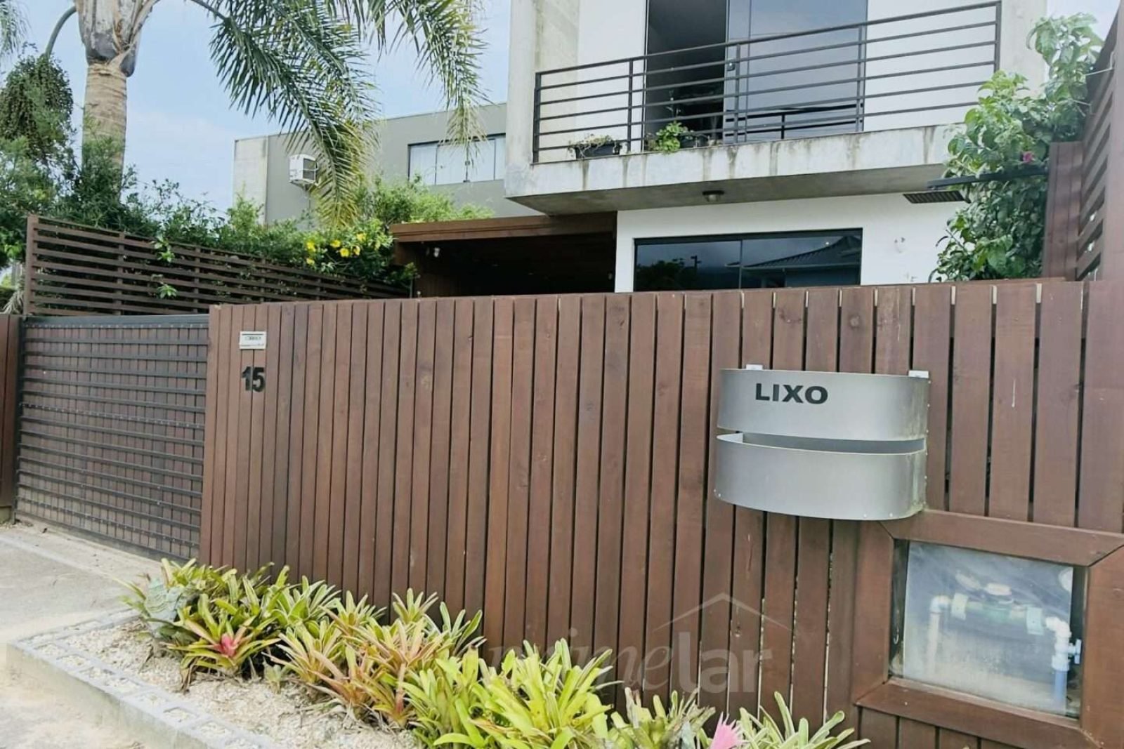 edcf5b72-f242-4ef8-8732-31aabe4342f1