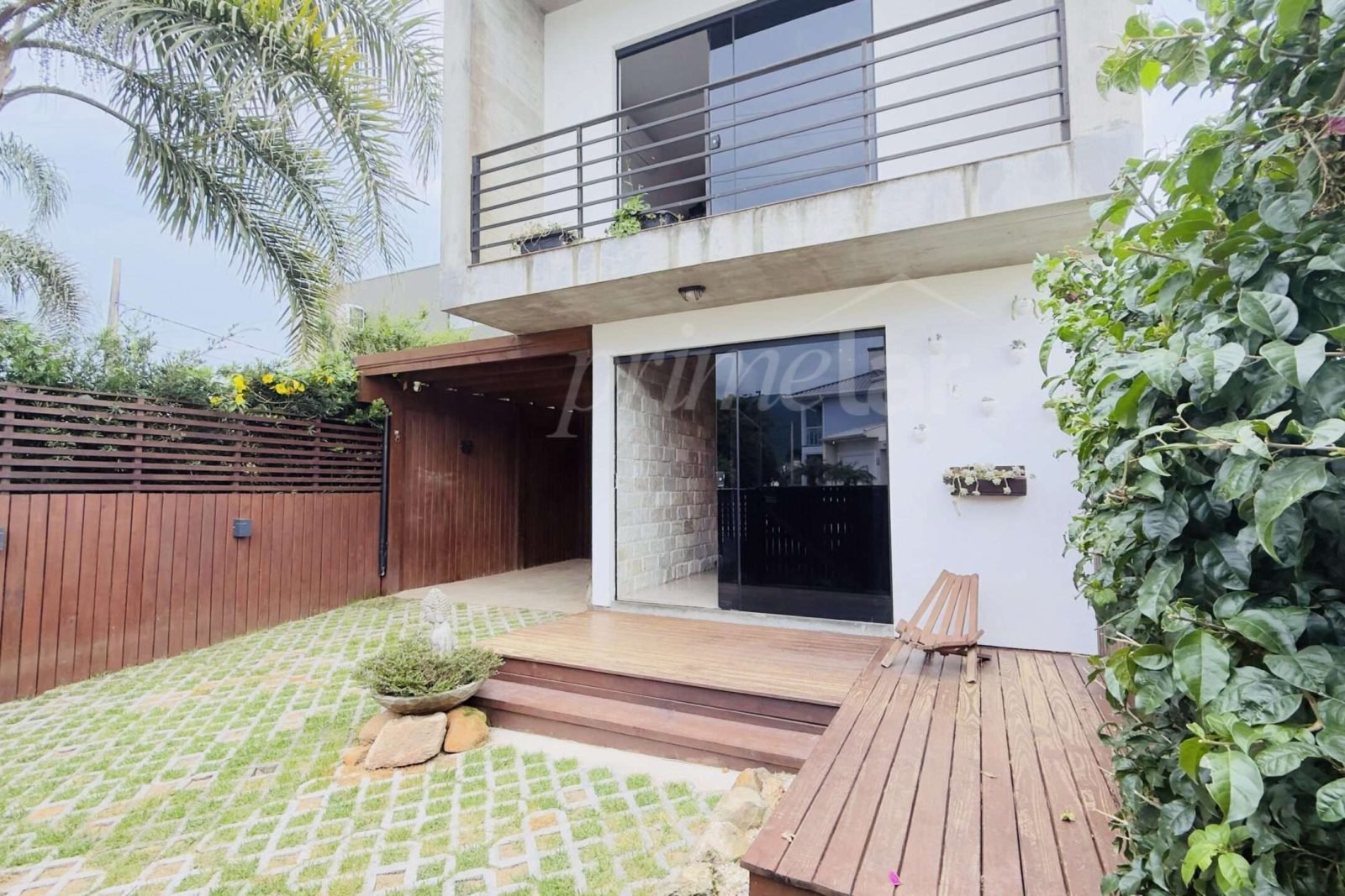 f6b4924b-7664-4d2d-bc1d-4c7af822d48d