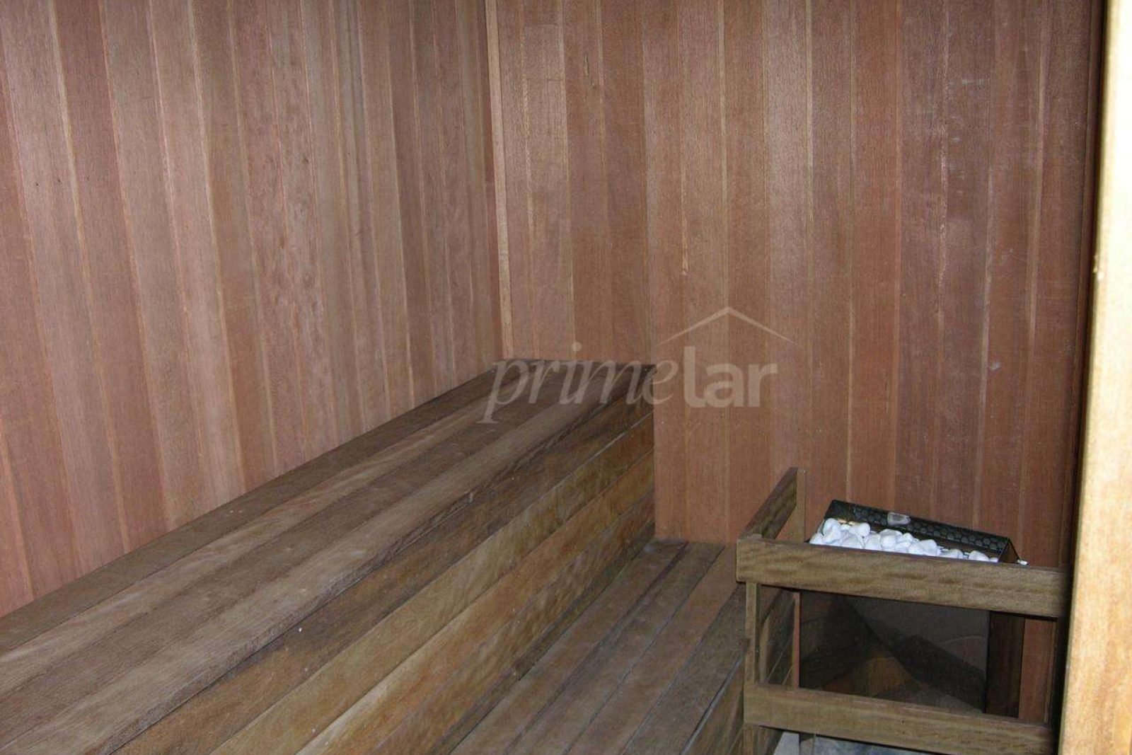 fb103b3b-e640-475b-8be3-7c57c0bc564f